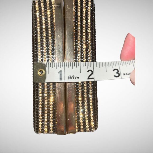 New J Black “No Limit…Yolo” Credit Card Rhinestone Clutch with Chain Purse - Picture 5 of 6